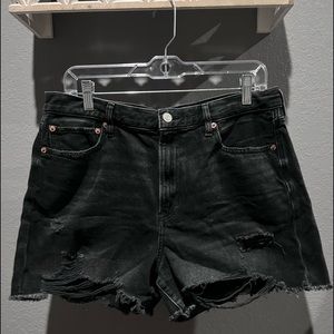 American Eagle high wasted ripped mom shorts